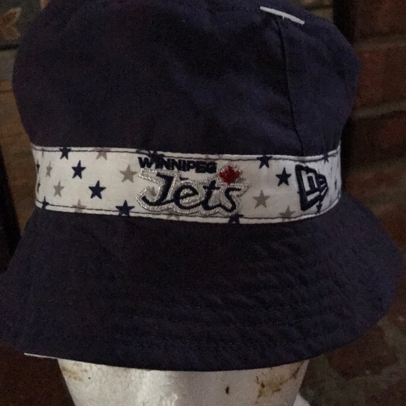 New Era Winnipeg Jets Bucket Hat Yth - Picture 2 of 6